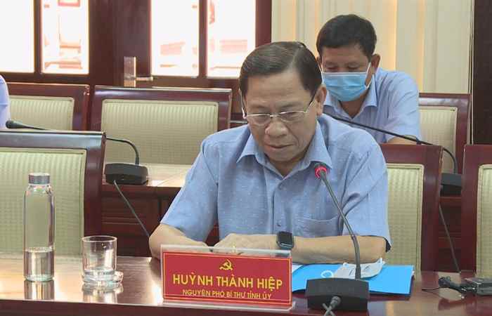 Tiến tới Đại hội Đảng - Các đồng chí nguyên lãnh đạo Tỉnh ủy các khóa đóng góp cho văn kiện đại hội đảng bộ tỉnh (27-08-2020)